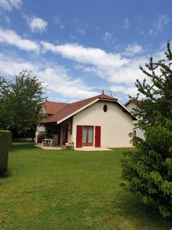 Au Gres Du Vent Apartment Ruy-Montceau Exterior foto